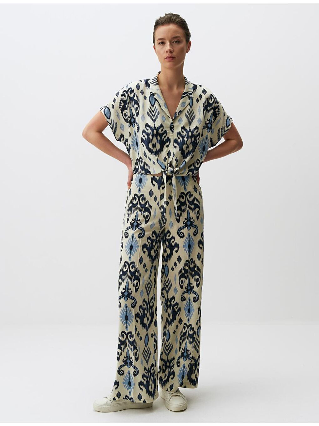 Mavi Yüksek Bel Etnik Desenli Keten Pantolon