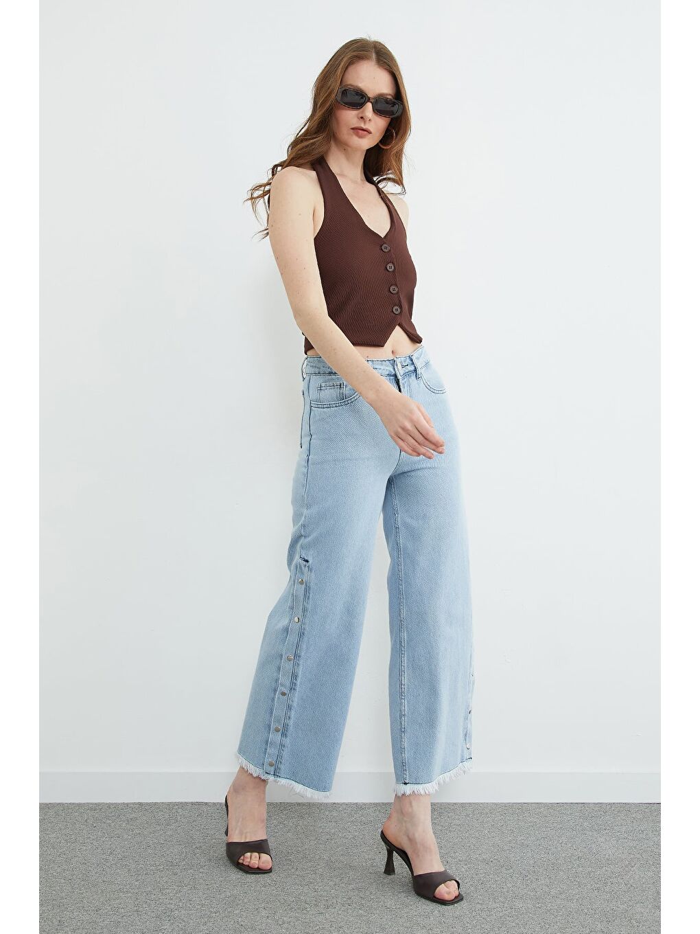 Mavi Paçası Püsküllü Çıtçıtlı Jean-2