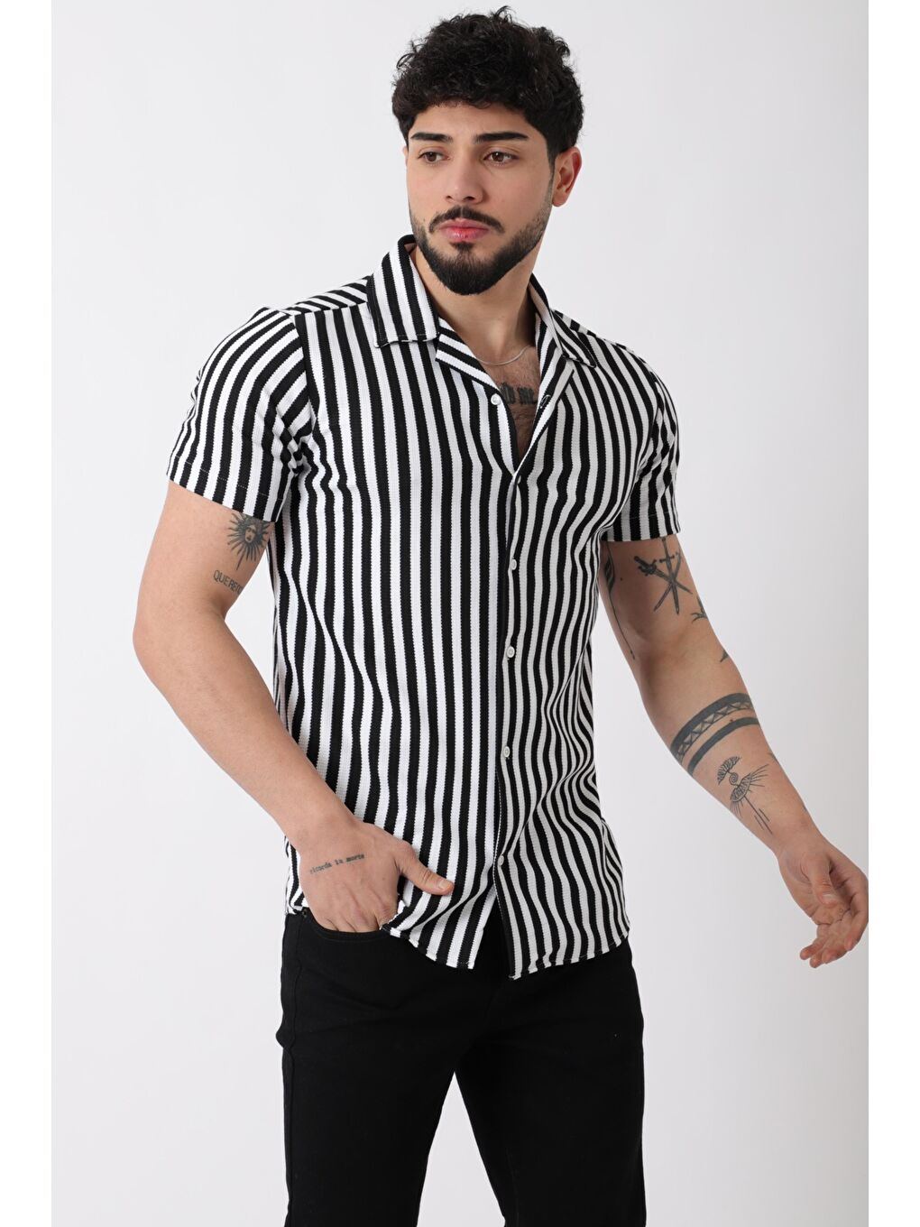 Siyah Apaç Yaka Çizgili Ottoman Kısa Kol Gömlek JL_40364-2