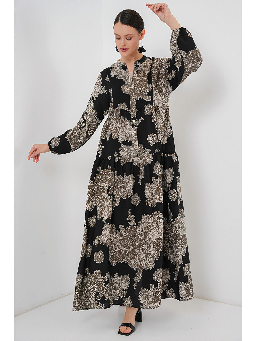 2423 Otantik Desenli Tesettür Elbise - Siyah 7