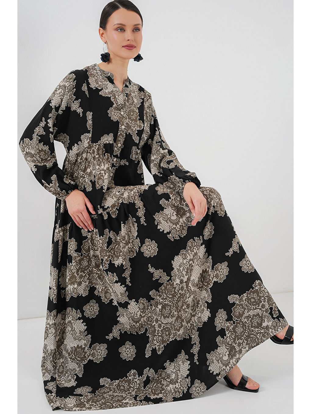 2423 Otantik Desenli Tesettür Elbise - Siyah 7-1