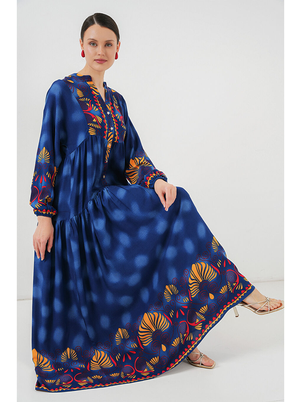 2423 Otantik Desenli Tesettür Elbise - Lacivert 5