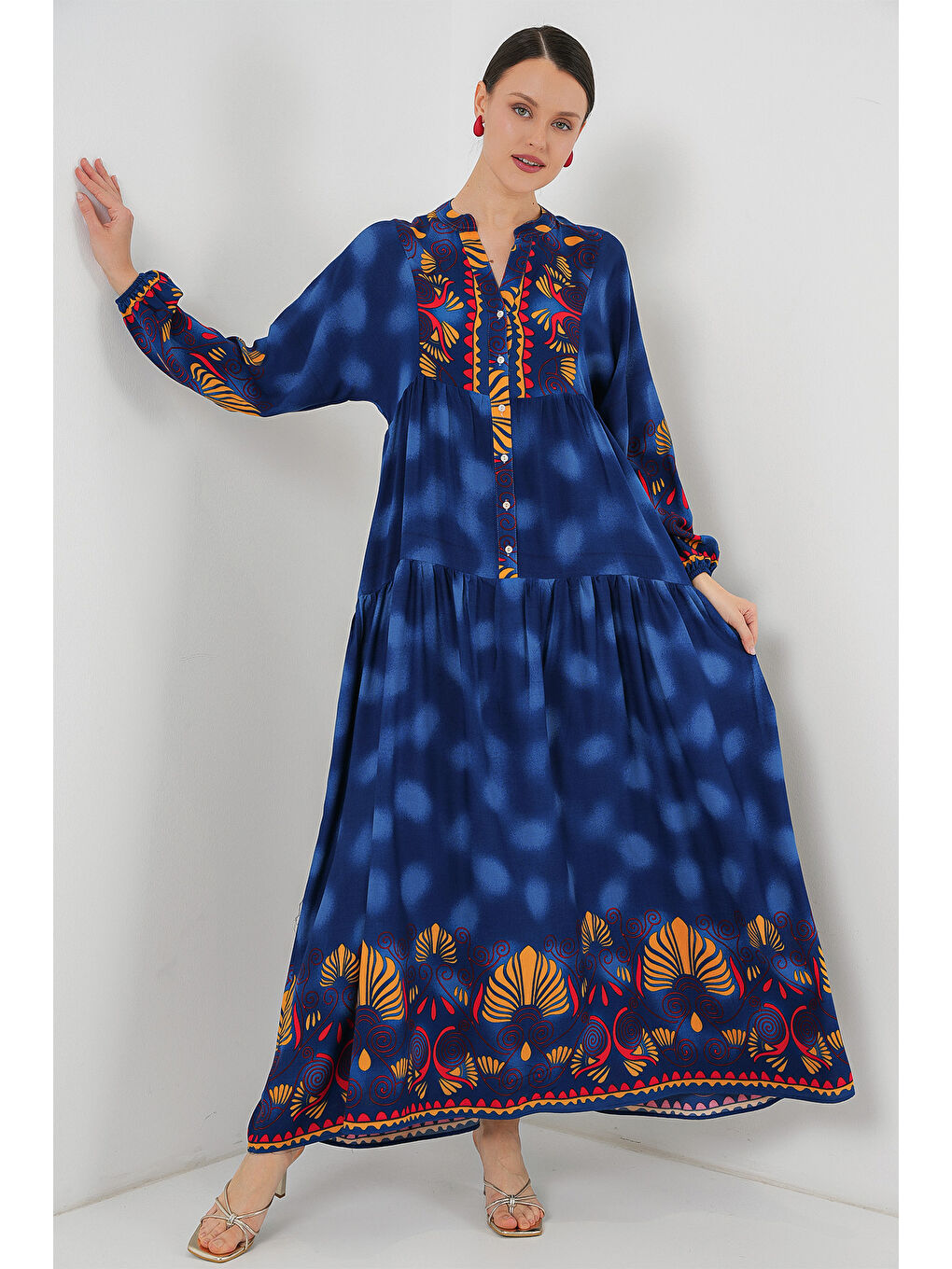 2423 Otantik Desenli Tesettür Elbise - Lacivert 5-2