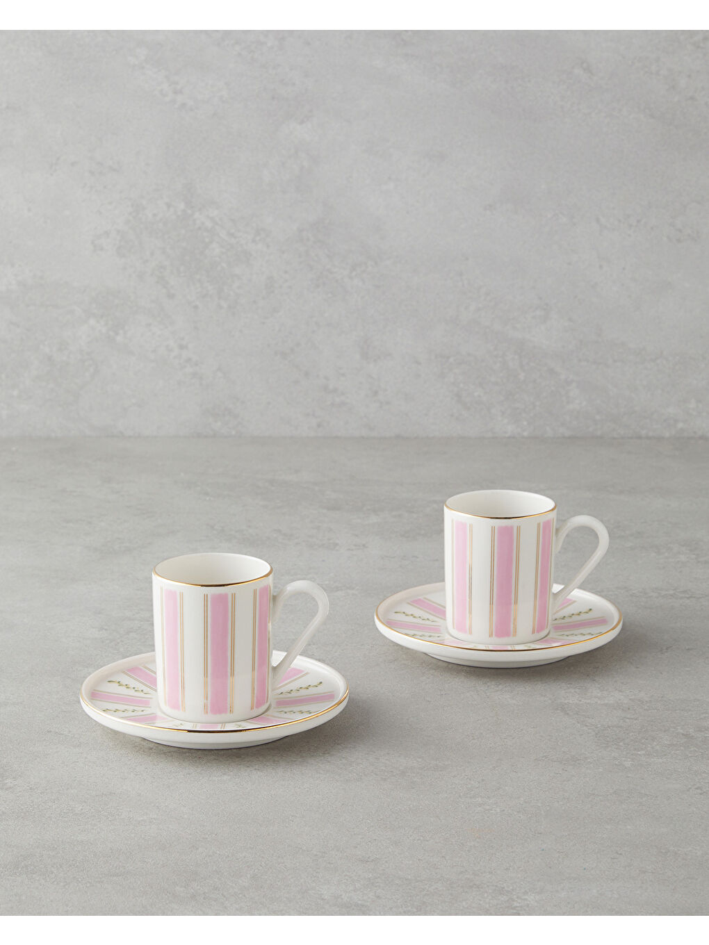 Serenade Bone Porselen 4 Parça 2 Kişilik Kahve Fincan Takımı 90 ml Pembe - Gold