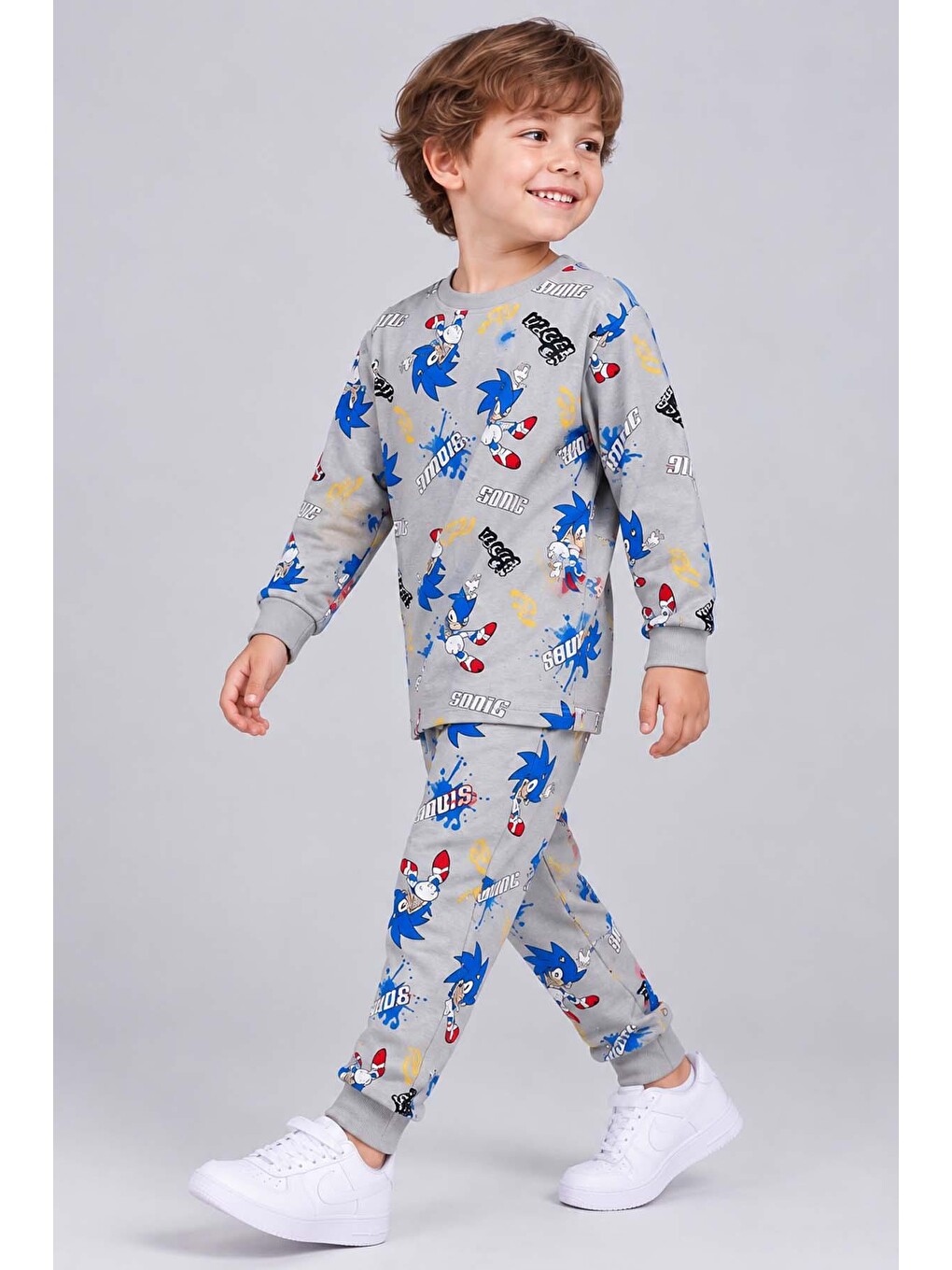 Erkek Çocuk Üzerinde Sonic Yazı Ve Karakter Baskılı Gri Pijama Takımı-1