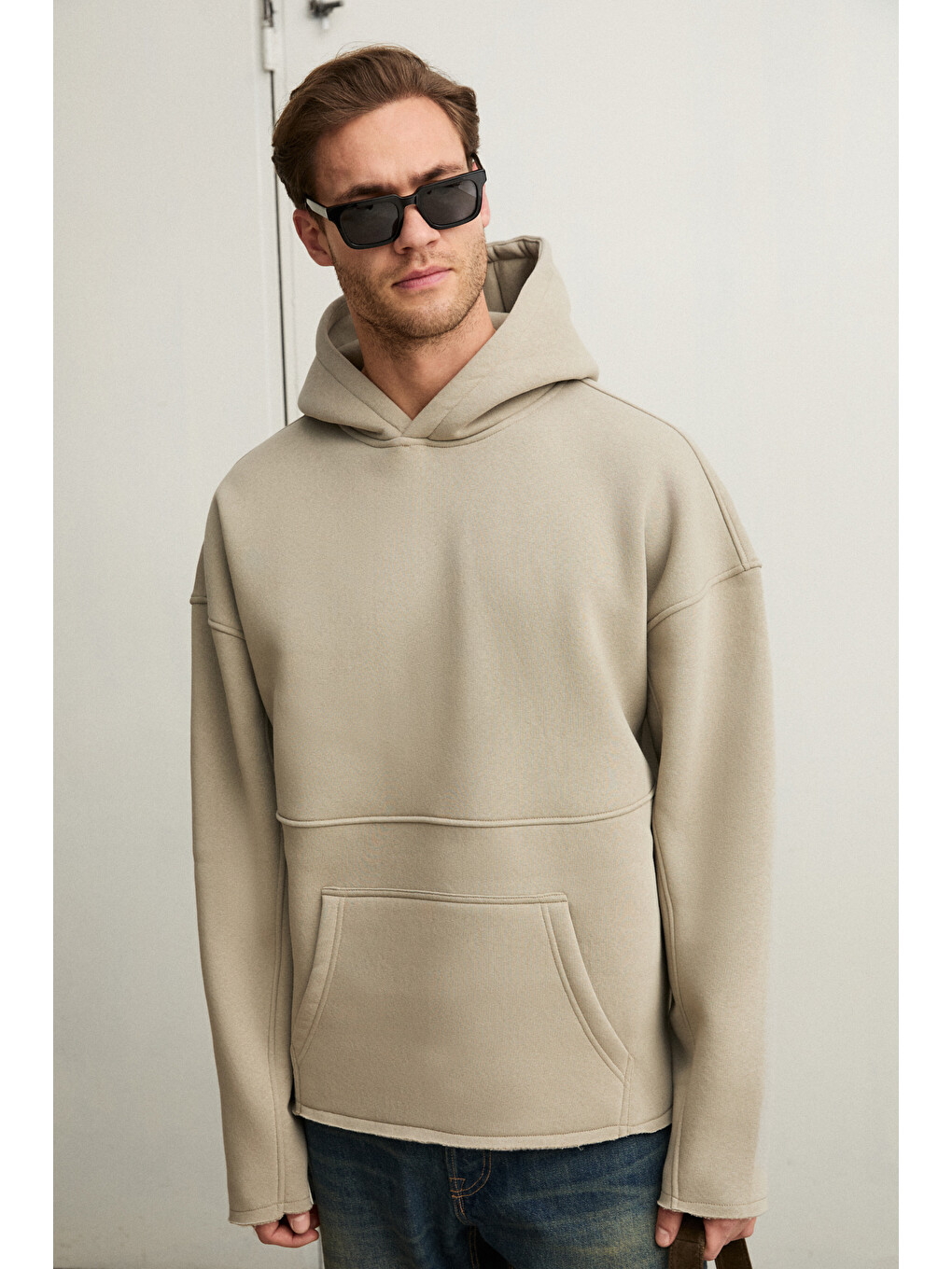 Bej Colega Erkek Yumuşak İçi Polarlı Organik Pamuklu Kanguru Cepli Taş Sweatshirt-3