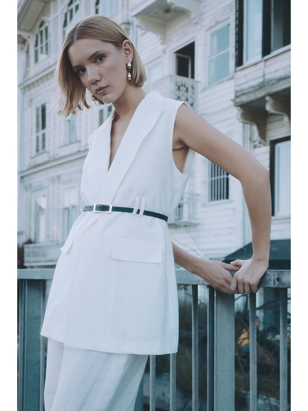 Kemerli Keten Yelek - Ekru