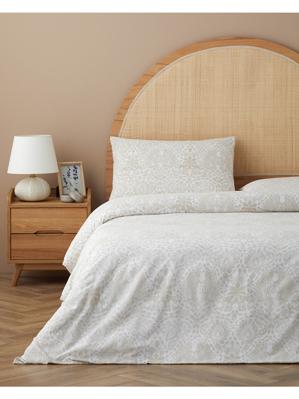 Boho Elegance Kolay Ütülenir Çarşaflı Çift Kişilik Nevresim Takımı 200x220 cm Bej-1
