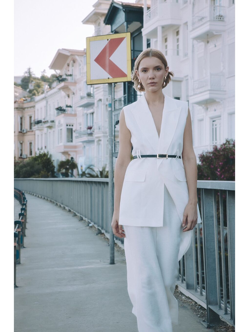 Kemerli Keten Yelek - Ekru-1