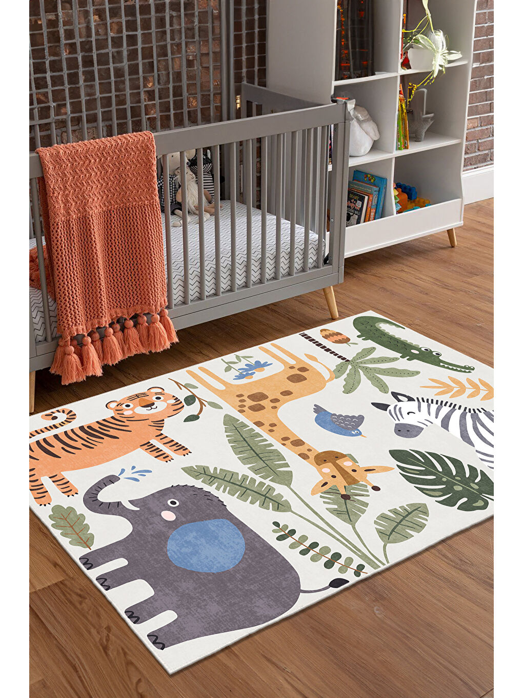 Bej Dekoratif Özel Tasarım Yıkanabilir İnce Kaymaz Tabanlı Modern Halı KECE FR32-1