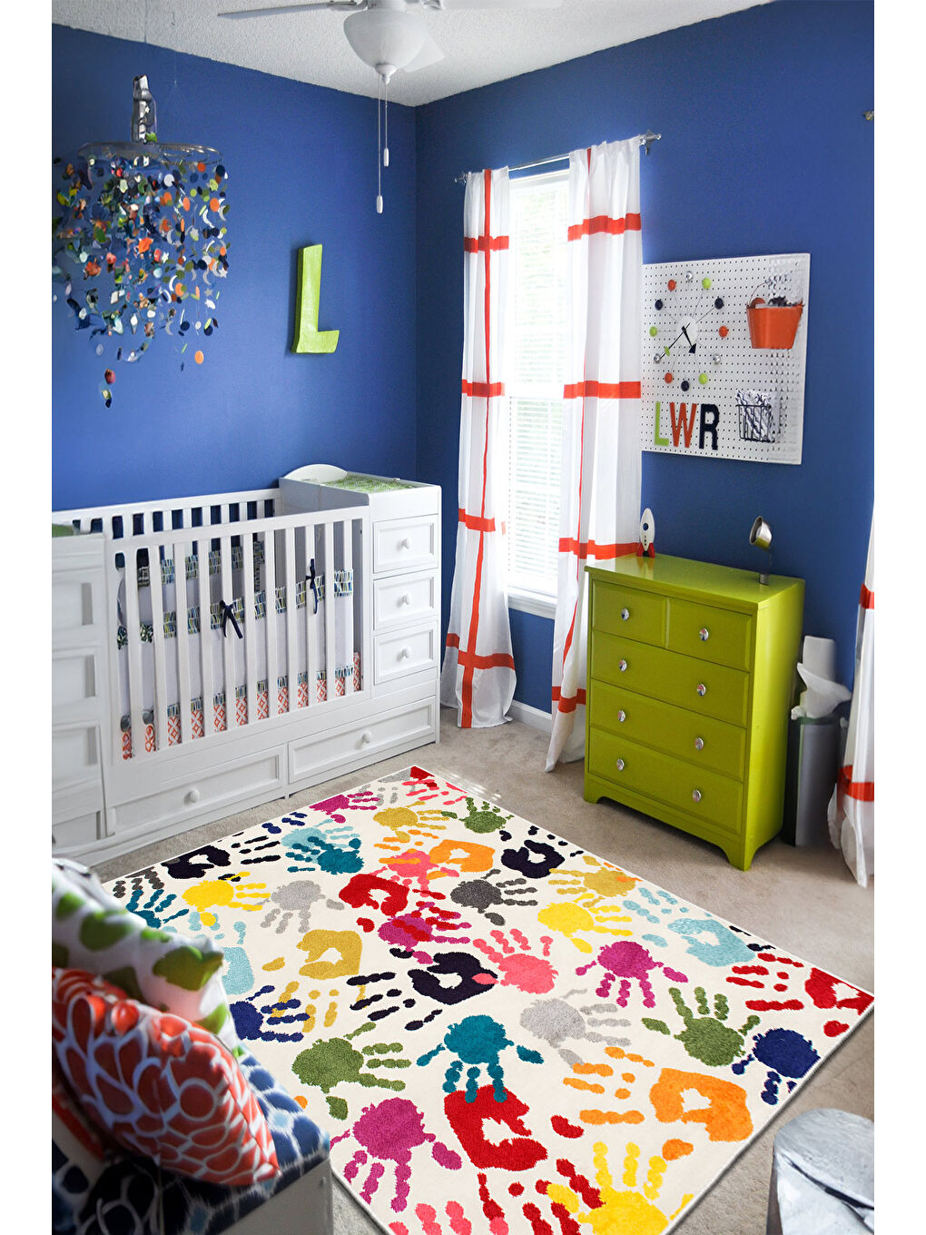 Bej Dekoratif Özel Tasarım Yıkanabilir İnce Kaymaz Tabanlı Modern Halı KECE FR32-3