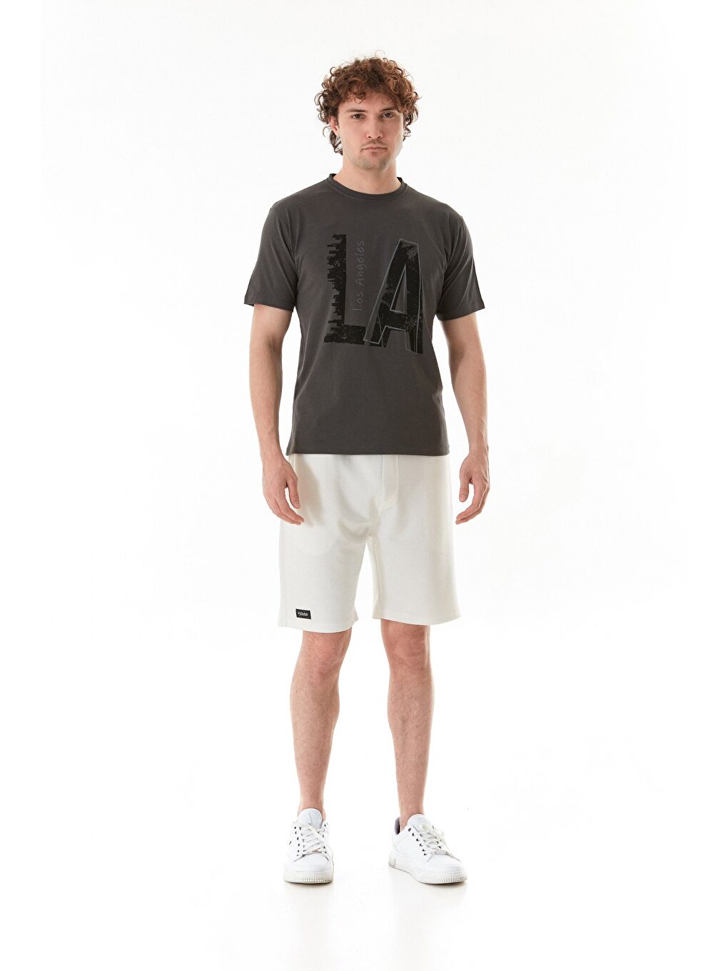 Ekru Beli Lastikli Armalı Penye Şort