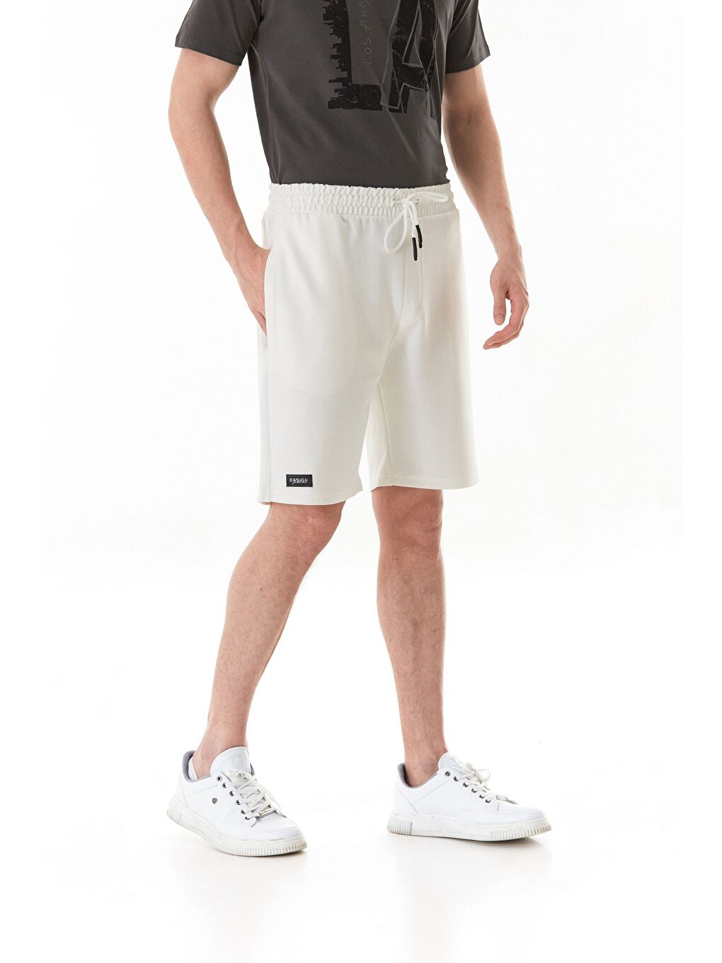 Ekru Beli Lastikli Armalı Penye Şort-1