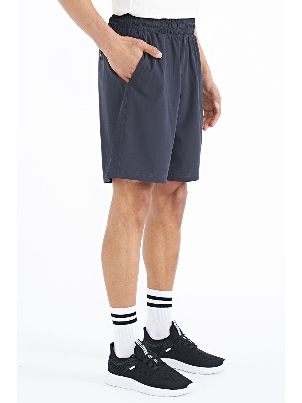 Antrasit Yan Cep Detaylı Lastikli Erkek Şort - 81238-4