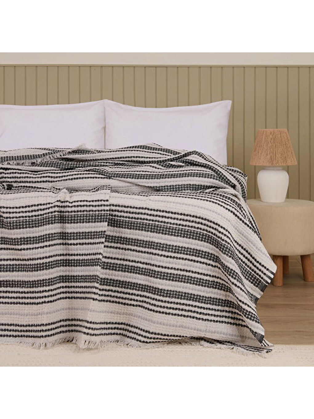 Lila Soft Radiant Tek Kişilik Pike - Ekru / Siyah - 160x230 cm