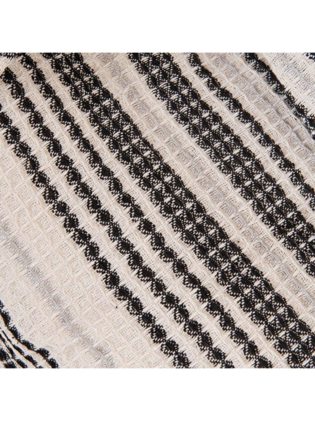 Lila Soft Radiant Tek Kişilik Pike - Ekru / Siyah - 160x230 cm-3