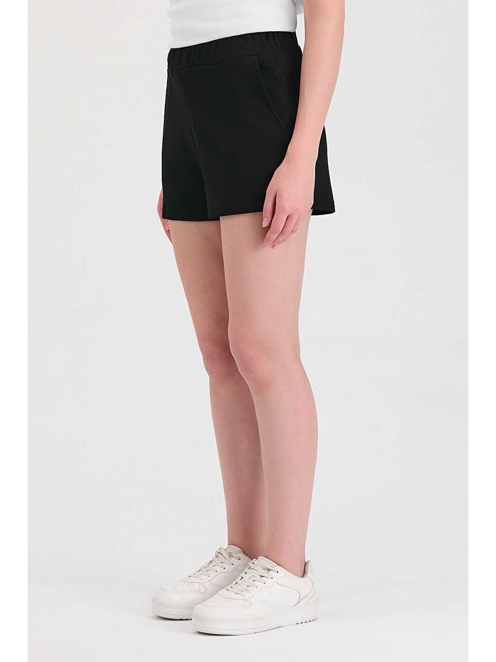 Kadın Timeless Siyah Şort-4