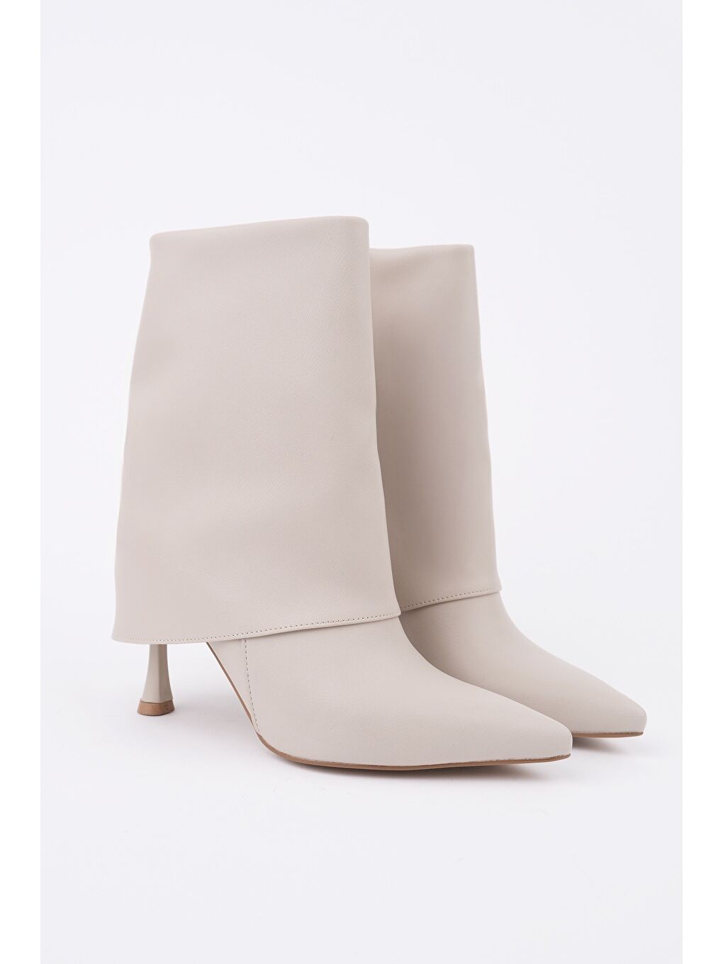 Bej MARLA Sivri Burun İnce Topuklu Fermuarlı Kadın Bot
