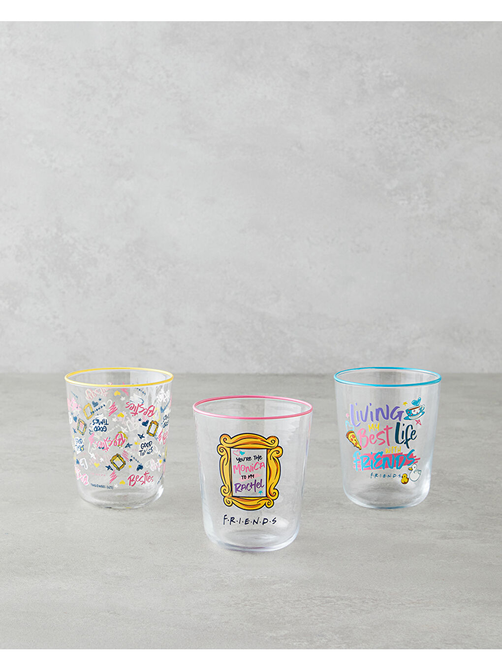 Beyaz Friends Cam 3'lü Lisanslı Bardak 315 Ml Renkli