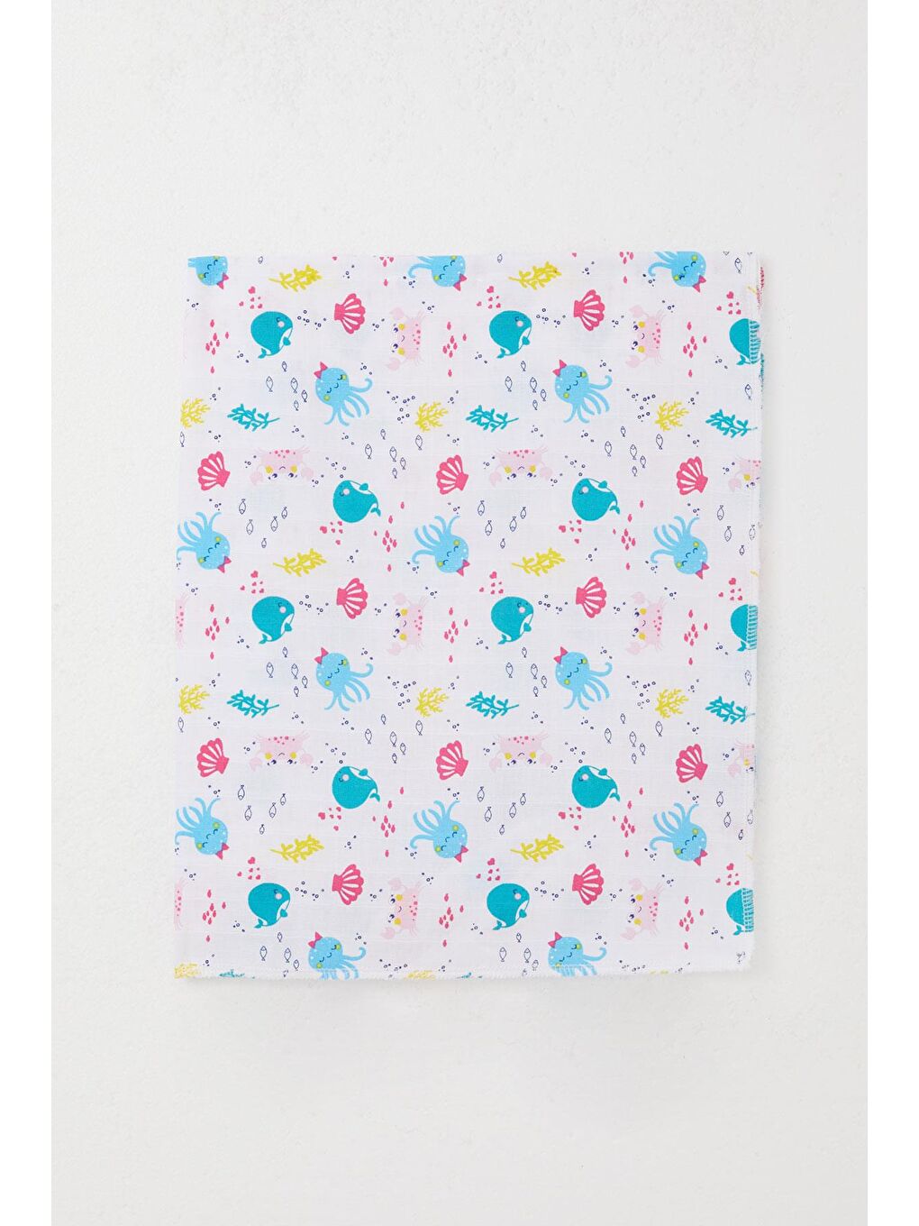 Yenidoğan Bebek Müslin Battaniye Sevimli Deniz Hayvanları Desenli Beyaz (77 X 94 Cm)