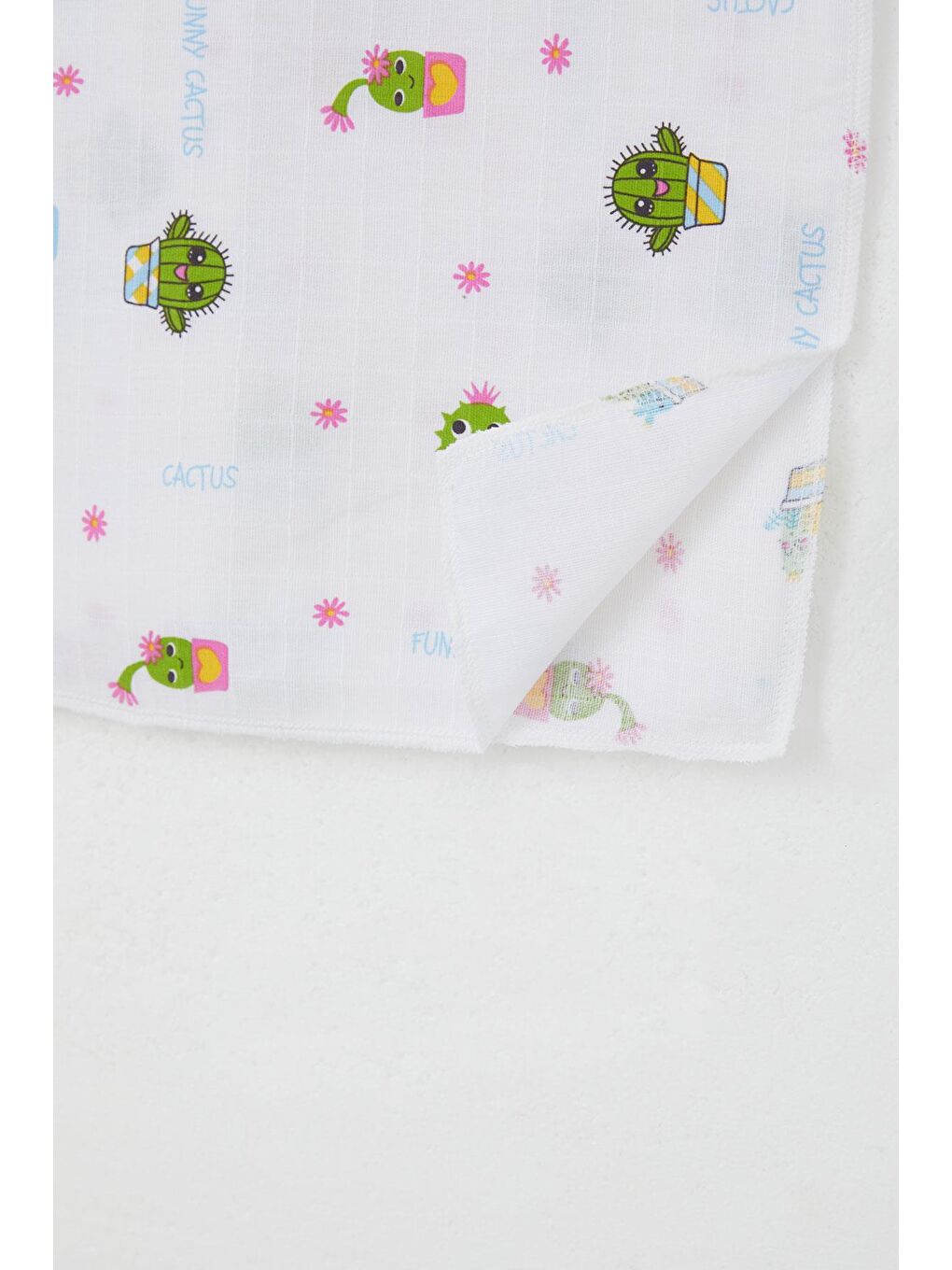 Yenidoğan Bebek Müslin Battaniye Eğlenceli Kaktüsler Beyaz (77 X 94 Cm)-2