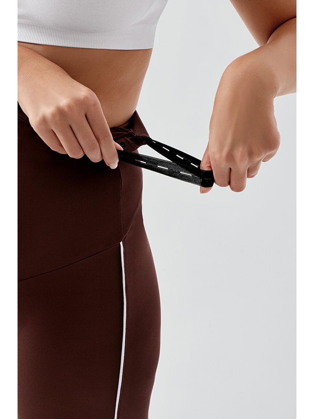 Kahverengi Biyeli Diz Üstü Biker Esnek Ayarlanabilir Bel Hamile Tayt T27-5