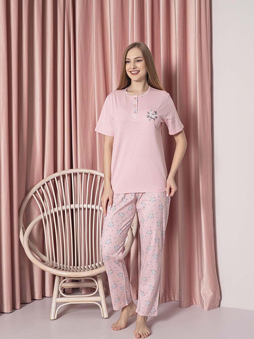 ahengim Pembe Kadın Pijama Takımı Süprem Kısa Kollu Çiçek Desenli Pamuklu