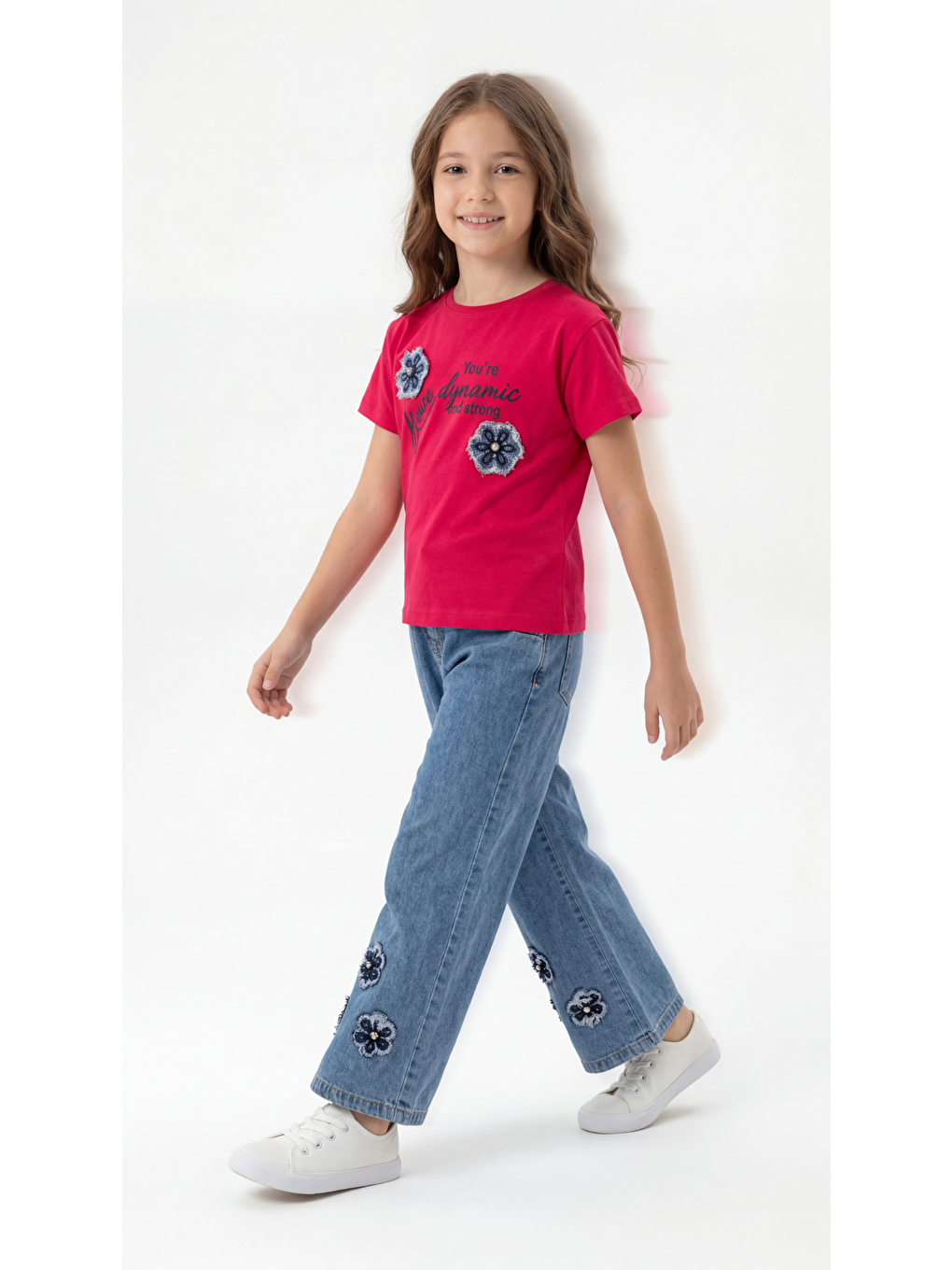 Kırmızı Çiçek Aplikeli Kız Çocuk Tişört-Pantolon Takım-1