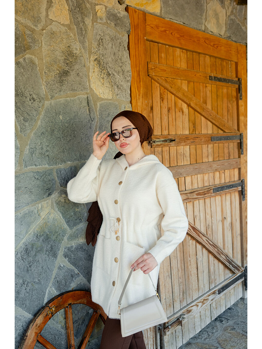 Kadın Kapüşonlu Triko Ceket Bej-2