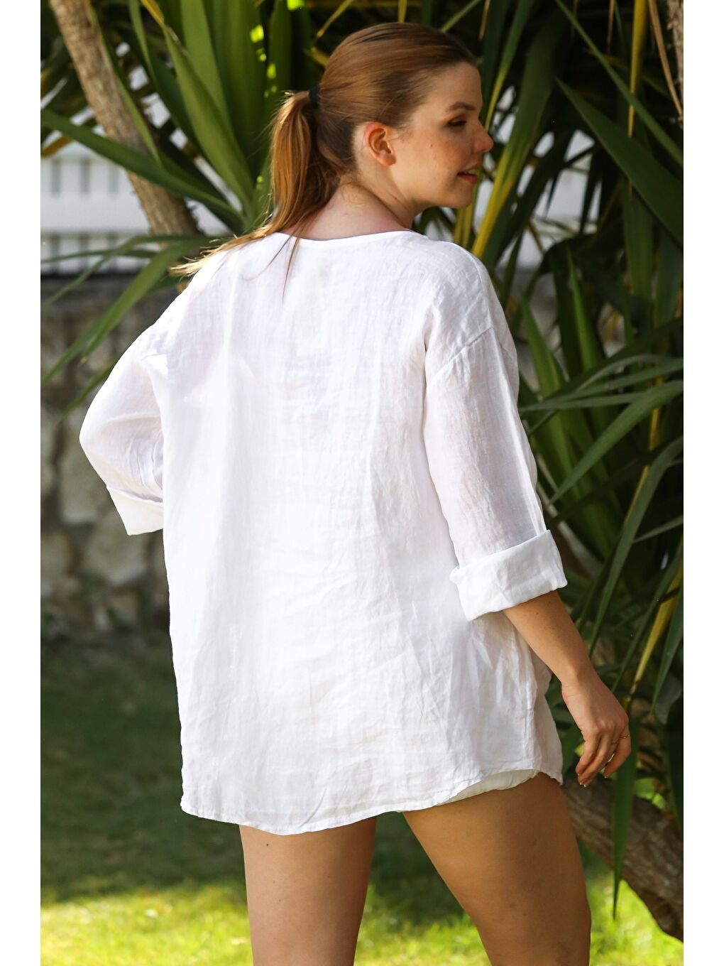 İtalyan Beyaz Havuz Yaka 3/4 Kol Düğmeli Cepli Casual Keten Asimetrik Dokuma Bluz 75 66-1