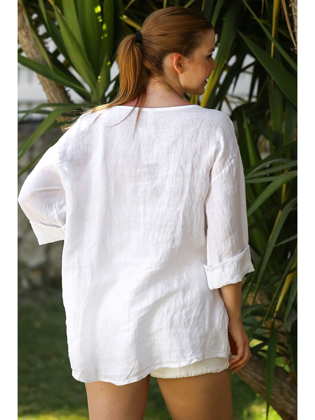 İtalyan Beyaz Havuz Yaka 3/4 Kol Düğmeli Cepli Casual Keten Asimetrik Dokuma Bluz 75 66-4