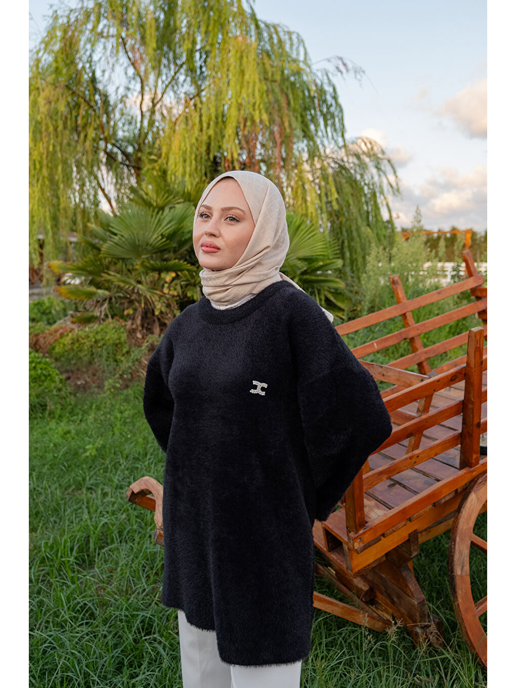 Kadın Taş Detay Triko Tunik Siyah-2