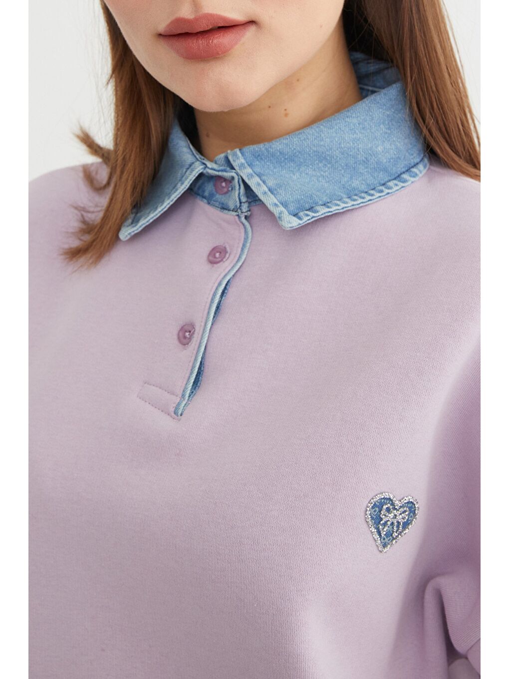 Lila 3 İplik Kalp Nakışlı Polo Yaka Denim Detaylı Sweatshirt-4
