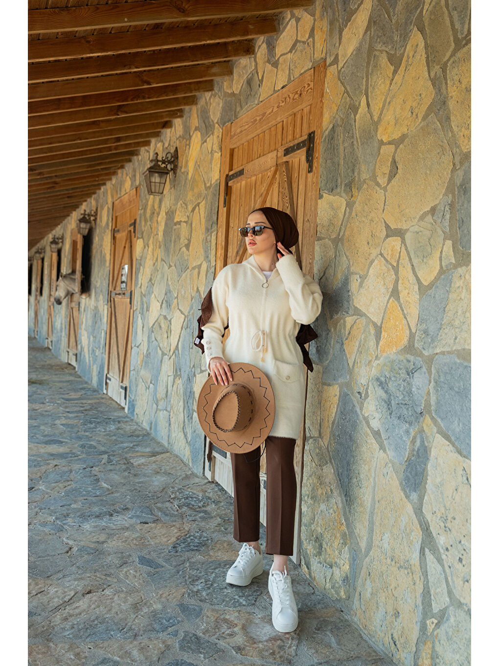 Kadın Kapüşonlu Triko Ceket Bej-1