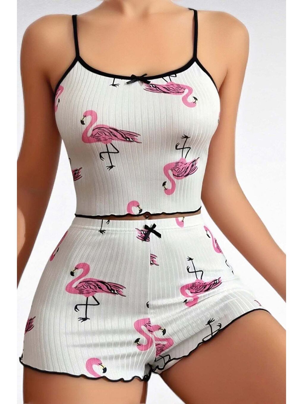 Beyaz Flamingo Desenli Şortlu Pijama Takımı-1