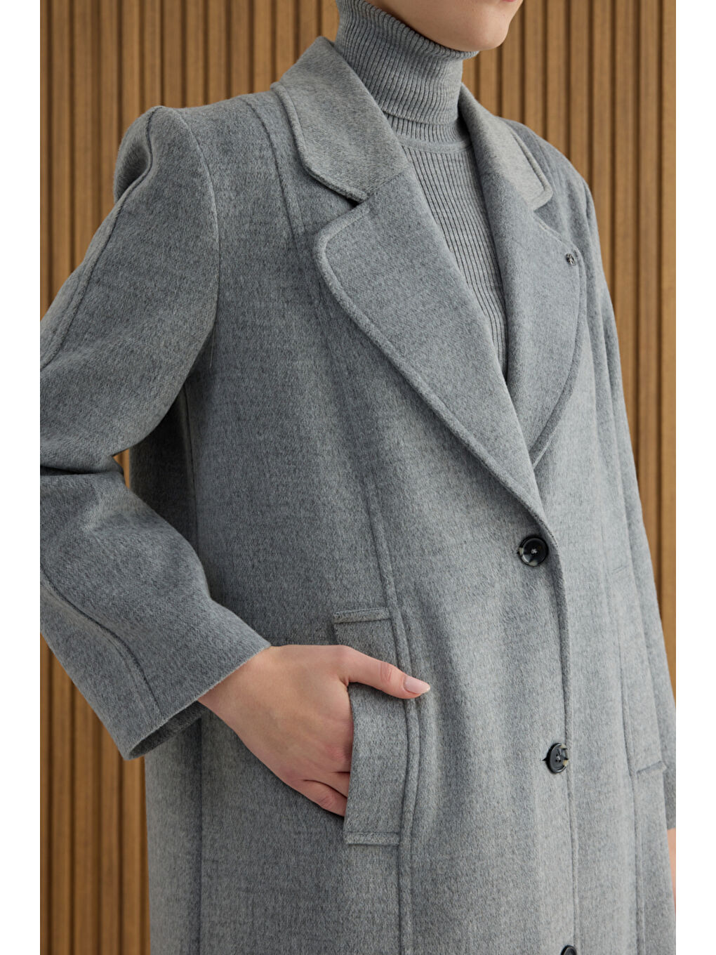 Gri Kup Detaylı Kaban-4