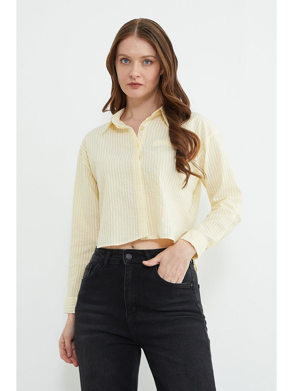 Sarı Çizgili Jakarlı Crop Gömlek