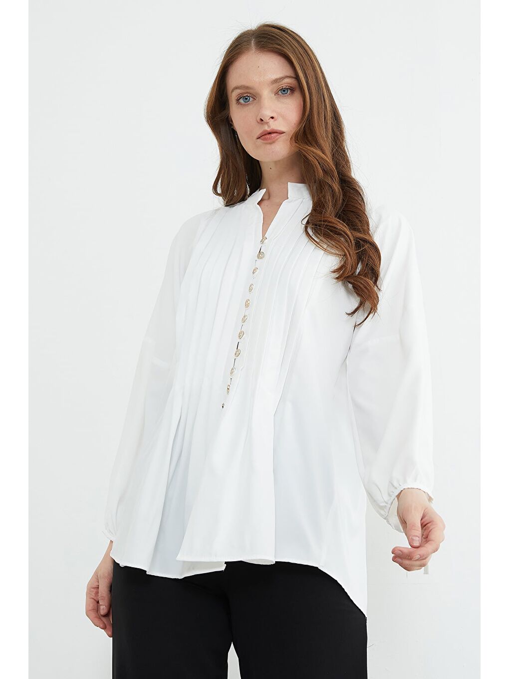 Beyaz Fullamodest Pileli Kolu Bağlamalı Gömlek-1