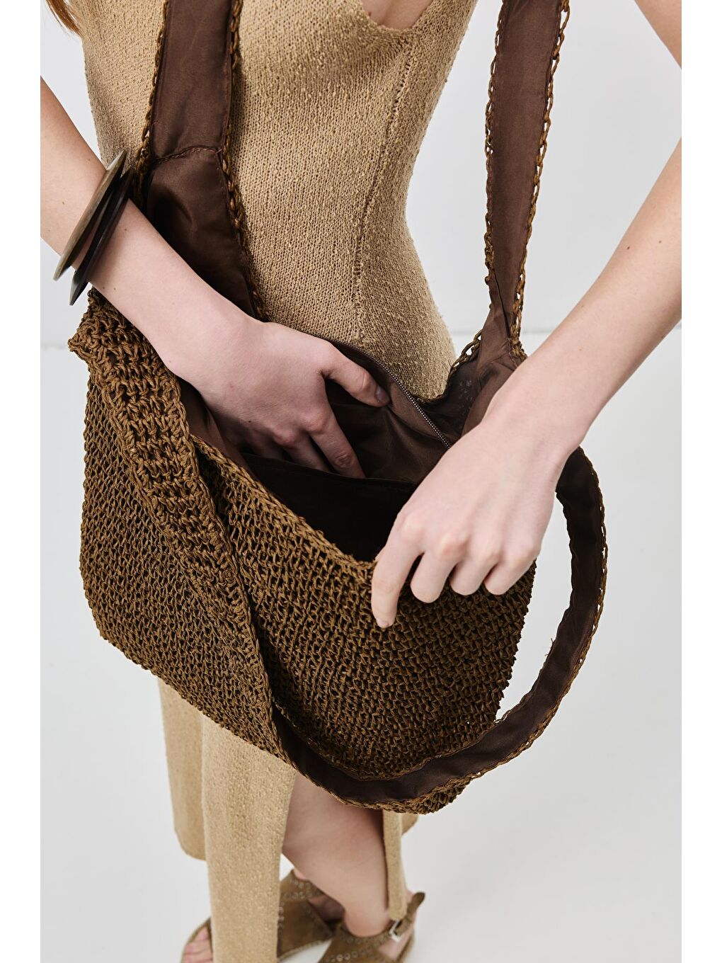 Kahverengi Hasır Omuz Çantası Y9203 Kahve-3