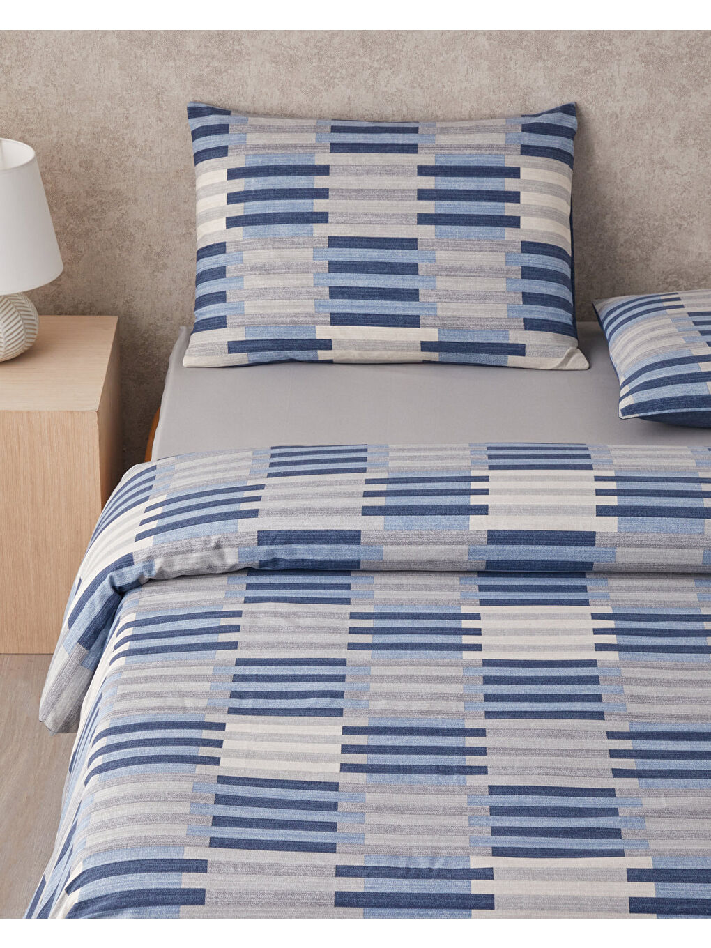 Siyah Blockform Kolay Ütülenir Tek Kişilik Nevresim Takımı 160x220 cm Koyu Mavi-Bej-1