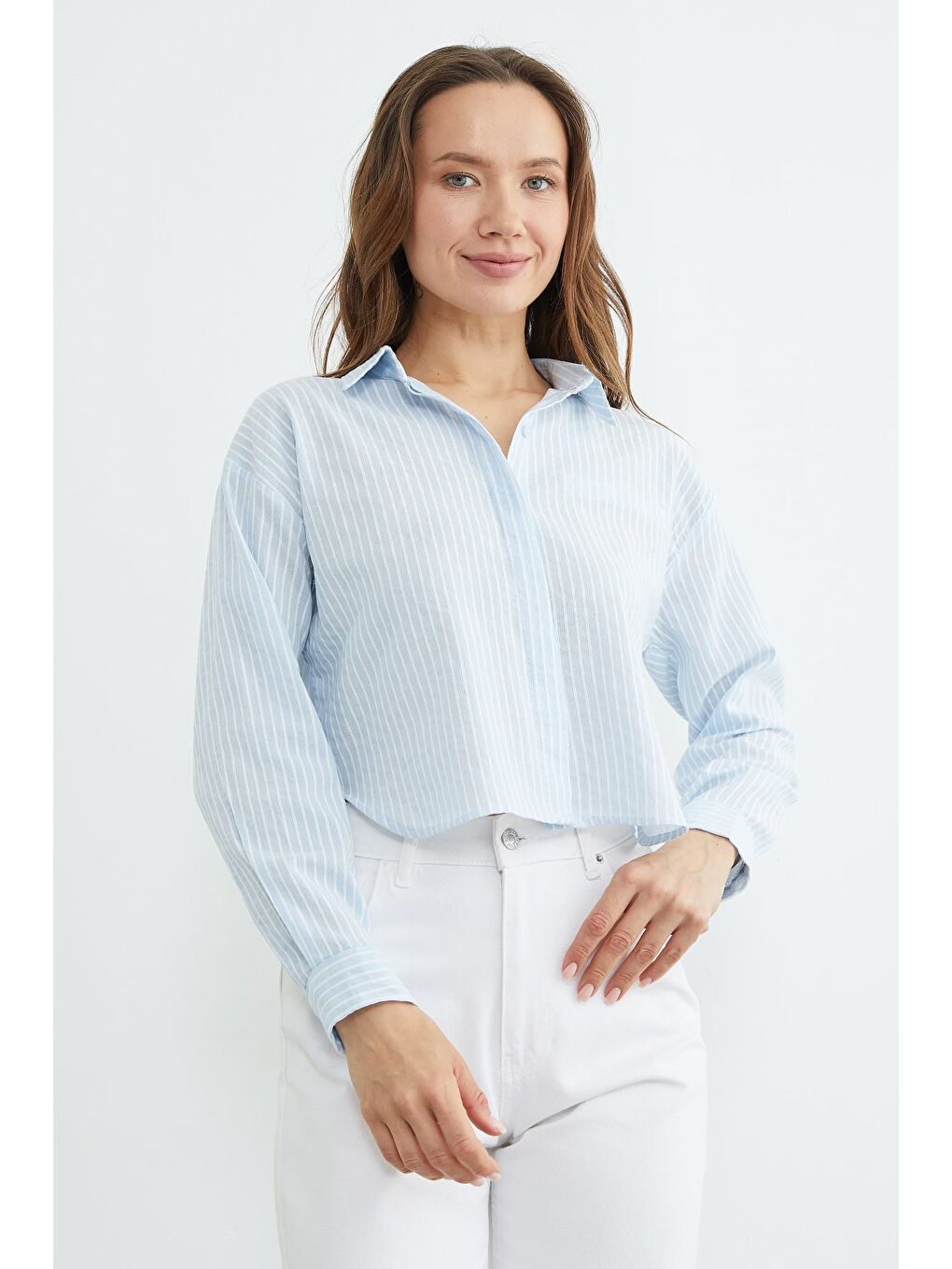 Mavi Çizgili Jakarlı Crop Gömlek-3