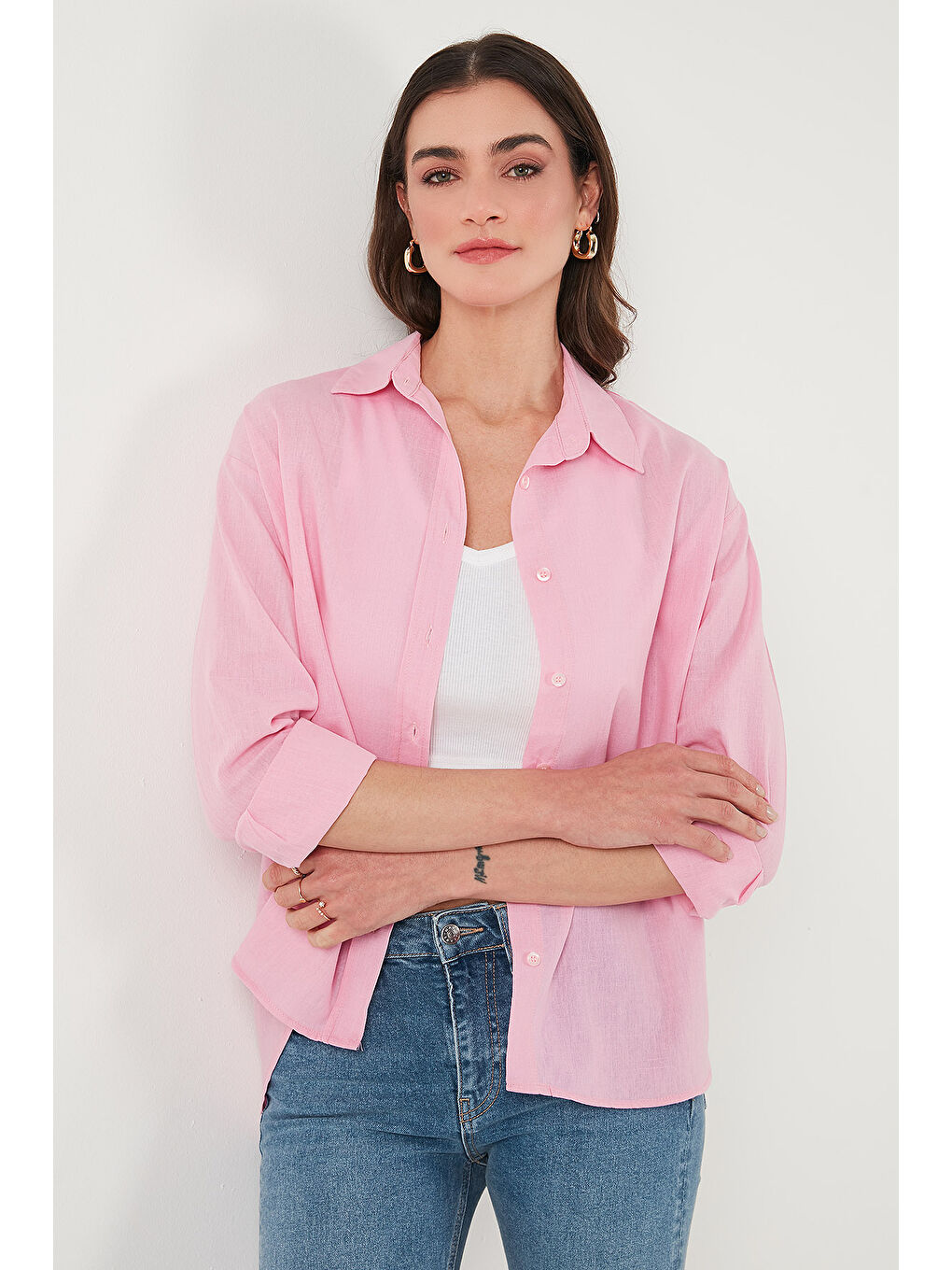 Pembe Keten Ve Pamuk Karışımlı Regular Fit Önü Kısa Arkası Uzun Kadın Gömlek 6772853-4