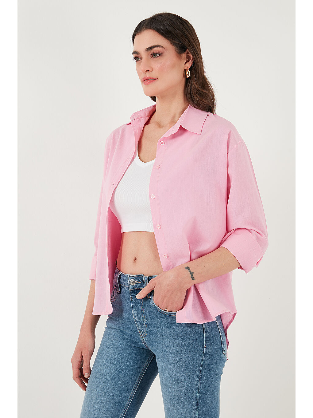 Pembe Keten Ve Pamuk Karışımlı Regular Fit Önü Kısa Arkası Uzun Kadın Gömlek 6772853-5