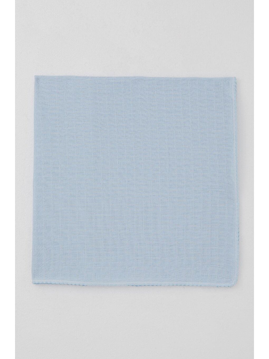 Yenidoğan Bebek Müslin Battaniye Kendinden Desenli Açık Mavi (76 X 95 Cm)