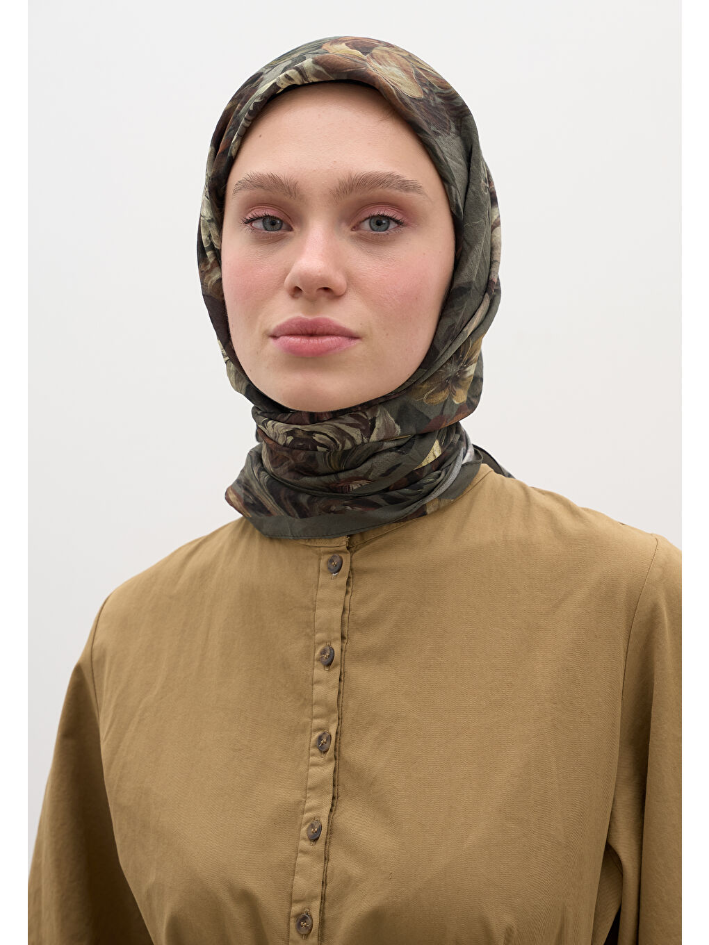 Yeşil Rosıne Desen Pamuklu Viskon Eşarp Çağla-2