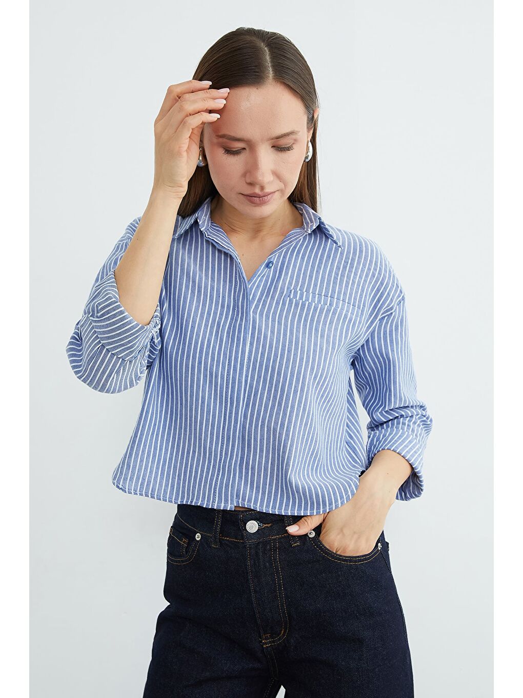 Lacivert Çizgili Jakarlı Crop Gömlek-3