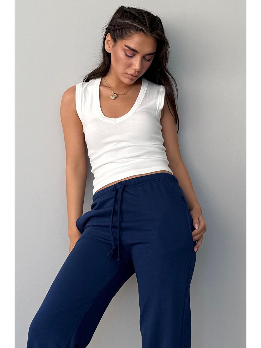 Beyaz V Yaka Biyeli Kadın Atlet Mg2292-9