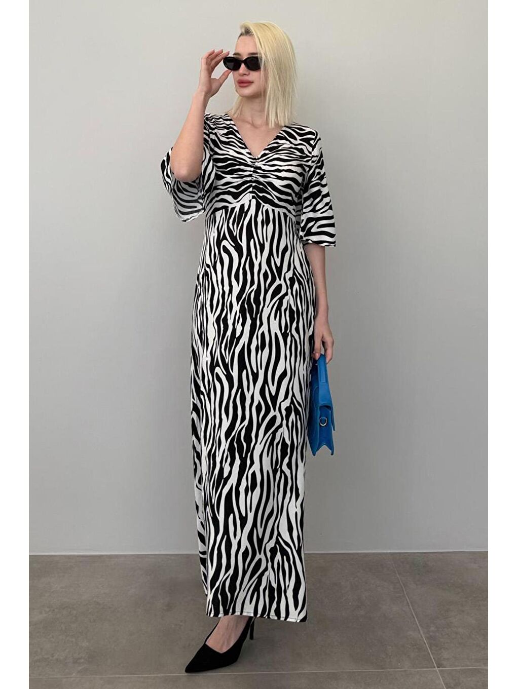 Siyah Zebra Desenli V Yaka Yarım Kollu Elbise Mg2394-2