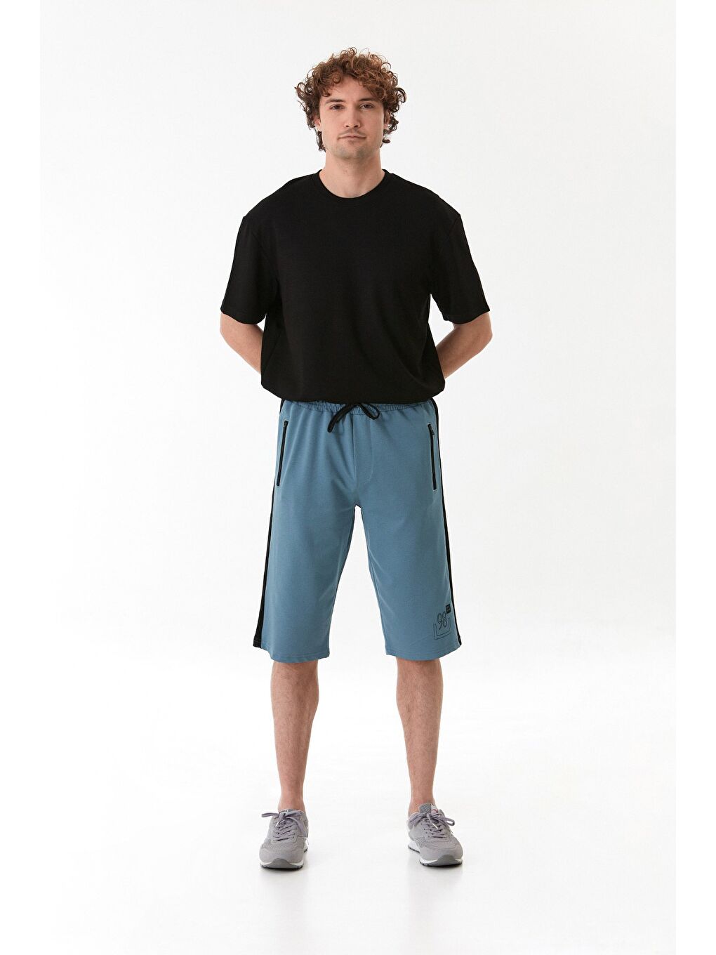 Mavi 98 Baskılı Cebi Fermuarlı Kapri-2