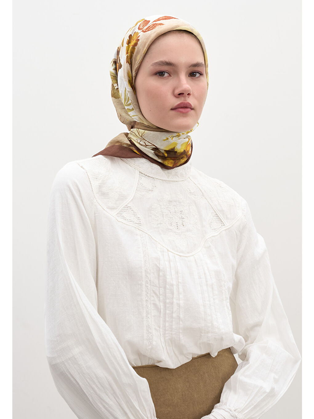 Kahverengi Dıtsy Leaves Desen Pamuklu Viskon Eşarp Kiremit-1